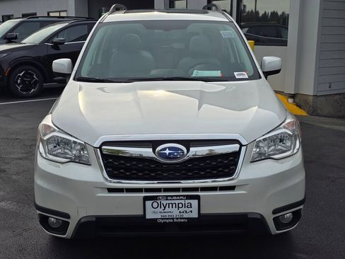 Used 2014 Subaru Forester 2.5i Limited AWD/4WD image 2