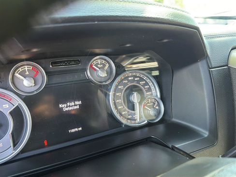 Used 2016 RAM 2500 Limited AWD/4WD image 3