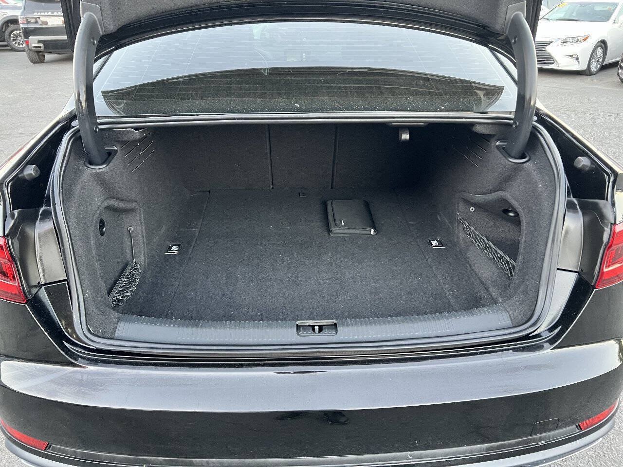Used 2019 Audi A4 2.0T Premium w/ Convenience Package FWD image 19