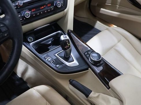 Used 2014 BMW 328i xDrive Sedan AWD/4WD image 28