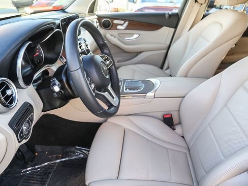 Used 2021 Mercedes-Benz GLC 300 4MATIC image 18