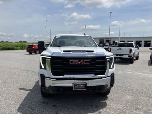 New 2025 GMC Sierra 2500 Pro w/ Convenience Package image 14