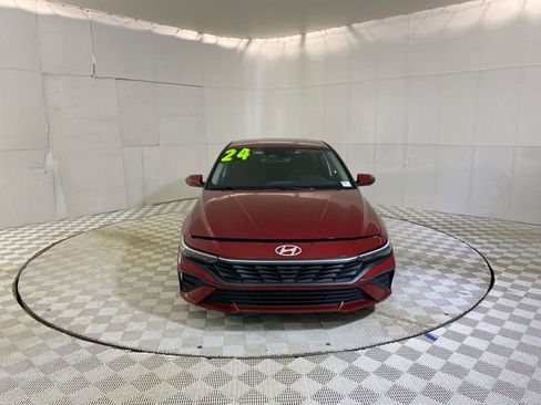 Used 2024 Hyundai Elantra SEL FWD image 21