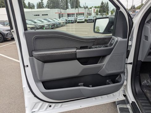Used 2025 Ford F150 XLT w/ Equipment Group 301A Standard AWD/4WD image 15