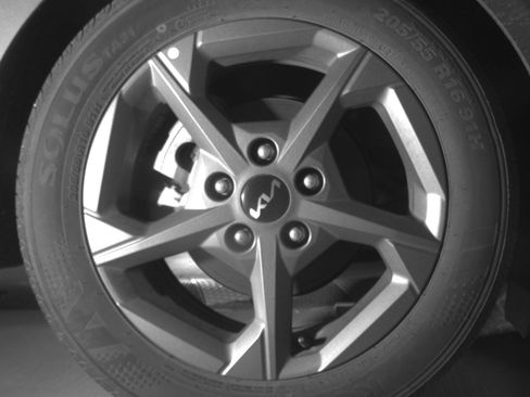 Used 2025 Kia K4 FWD image 18