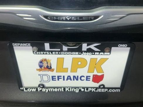 Used 2023 Chrysler Voyager LX FWD image 36