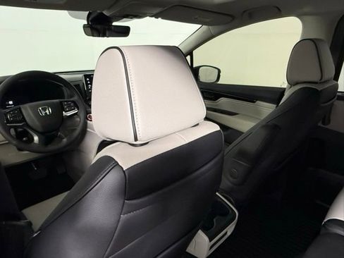 New 2026 Honda Odyssey Elite image 34