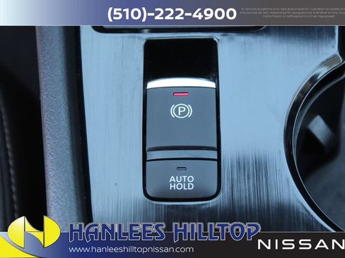 Used 2025 Nissan Rogue SV FWD image 21
