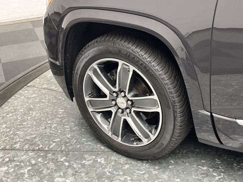 Used 2017 GMC Acadia Denali w/ Technology Package AWD/4WD image 36