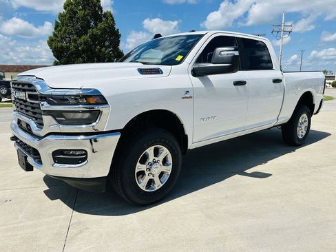 New 2025 RAM 2500 Big Horn image 31