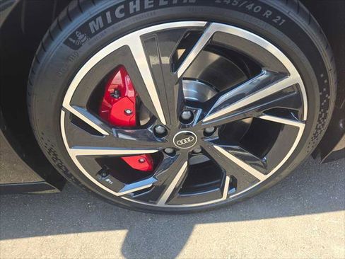 New 2025 Audi S6 e-tron Premium Plus image 9