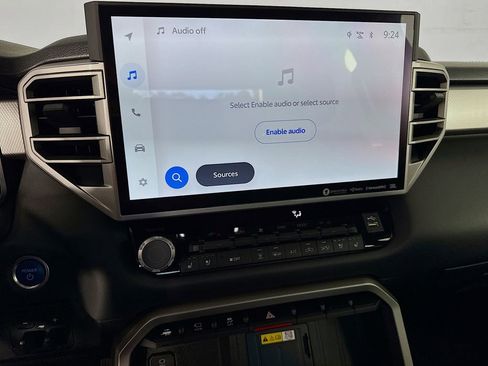 Used 2024 Toyota Tundra Limited image 19