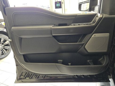 Used 2025 Ford F150 Lariat w/ Bed Utility Package AWD/4WD image 18
