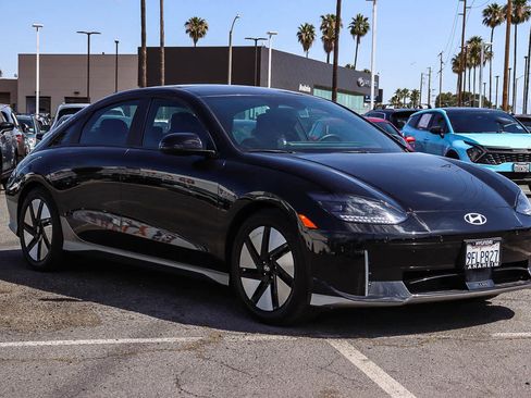 Used 2023 Hyundai Ioniq 6 SEL RWD image 3