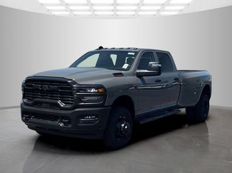 New 2026 RAM 3500 Tradesman AWD/4WD video 3