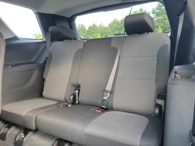 Used 2021 Chevrolet Traverse LT FWD image 10