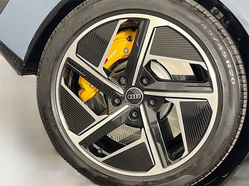 Used 2023 Audi RS e-tron GT w/ Carbon Performance Package image 33