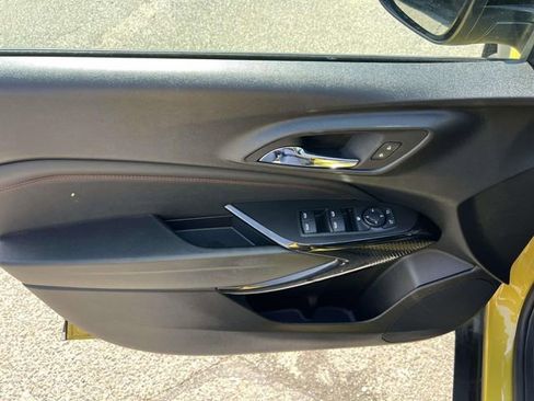 Certified 2024 Chevrolet Trax RS w/ Sunroof Package FWD image 15