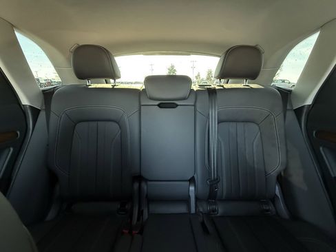 Used 2023 Audi Q5 2.0T Premium w/ Convenience Package image 28