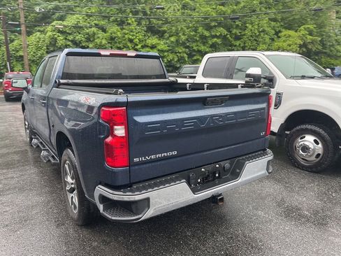 Used 2023 Chevrolet Silverado 1500 LT AWD/4WD image 15