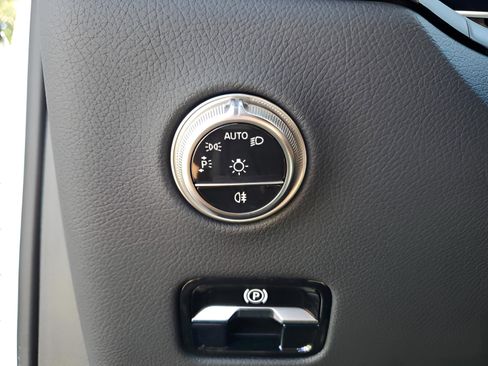 Certified 2025 Mercedes-Benz GLC 300 300 image 26