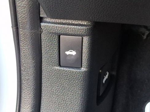 Used 2025 Honda Accord Sport image 25