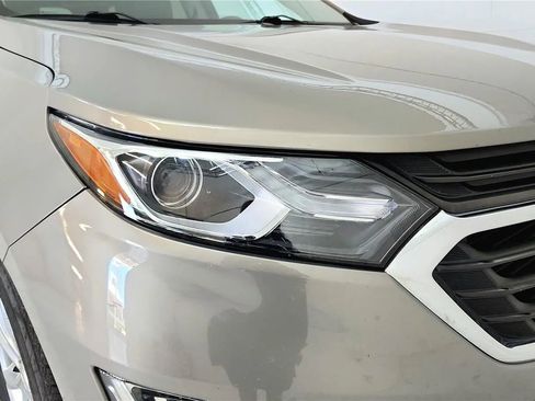 Used 2019 Chevrolet Equinox LT FWD image 26