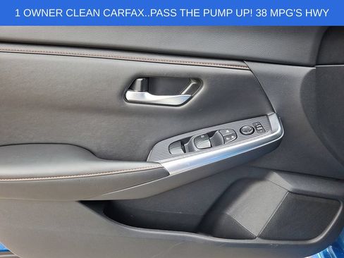 Used 2024 Nissan Sentra SR FWD image 12