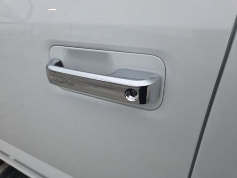 Used 2022 Ford F250 Lariat w/ Chrome Package image 20