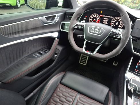 Used 2024 Audi RS 6 performance image 14