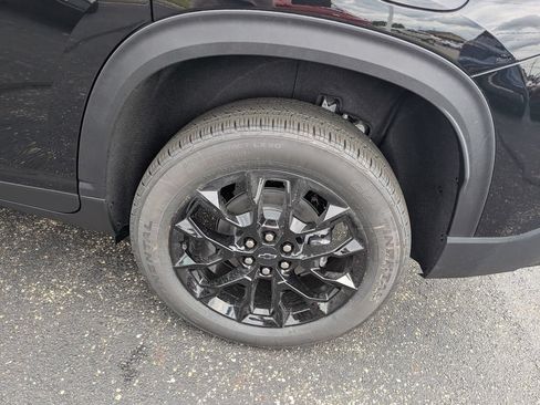 New 2026 Chevrolet Traverse LT w/ Midnight/Sport Edition AWD/4WD image 23