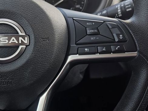 Used 2024 Nissan Kicks SV image 29