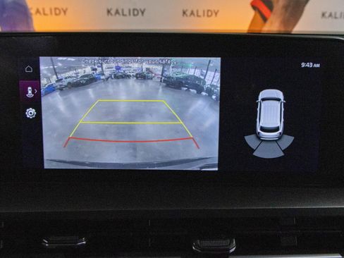 Used 2025 Kia Telluride S FWD image 7