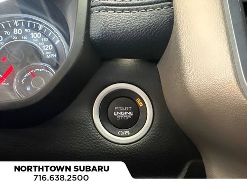 Used 2019 RAM 1500 Laramie AWD/4WD image 11