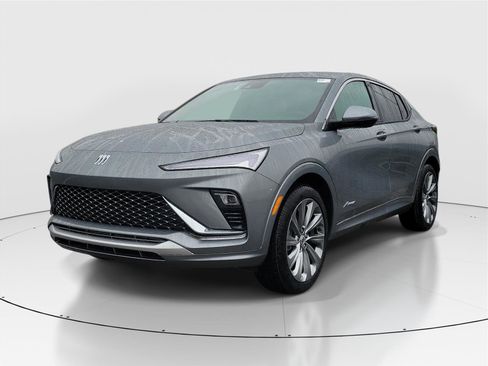 New 2026 Buick Envista Avenir image 2