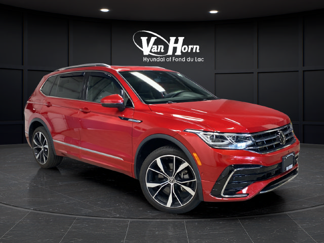 Used 2024 Volkswagen Tiguan SEL R-Line AWD/4WD image 1