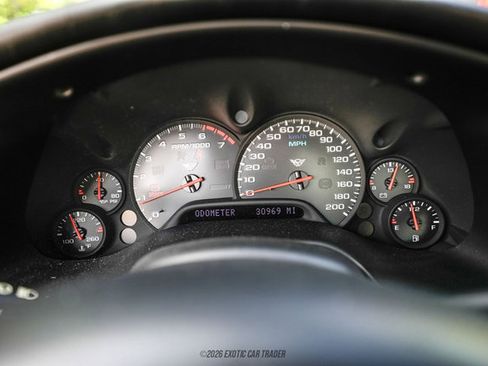 Used 2002 Chevrolet Corvette Convertible w/ Preferred Equipment Group2 RWD image 32