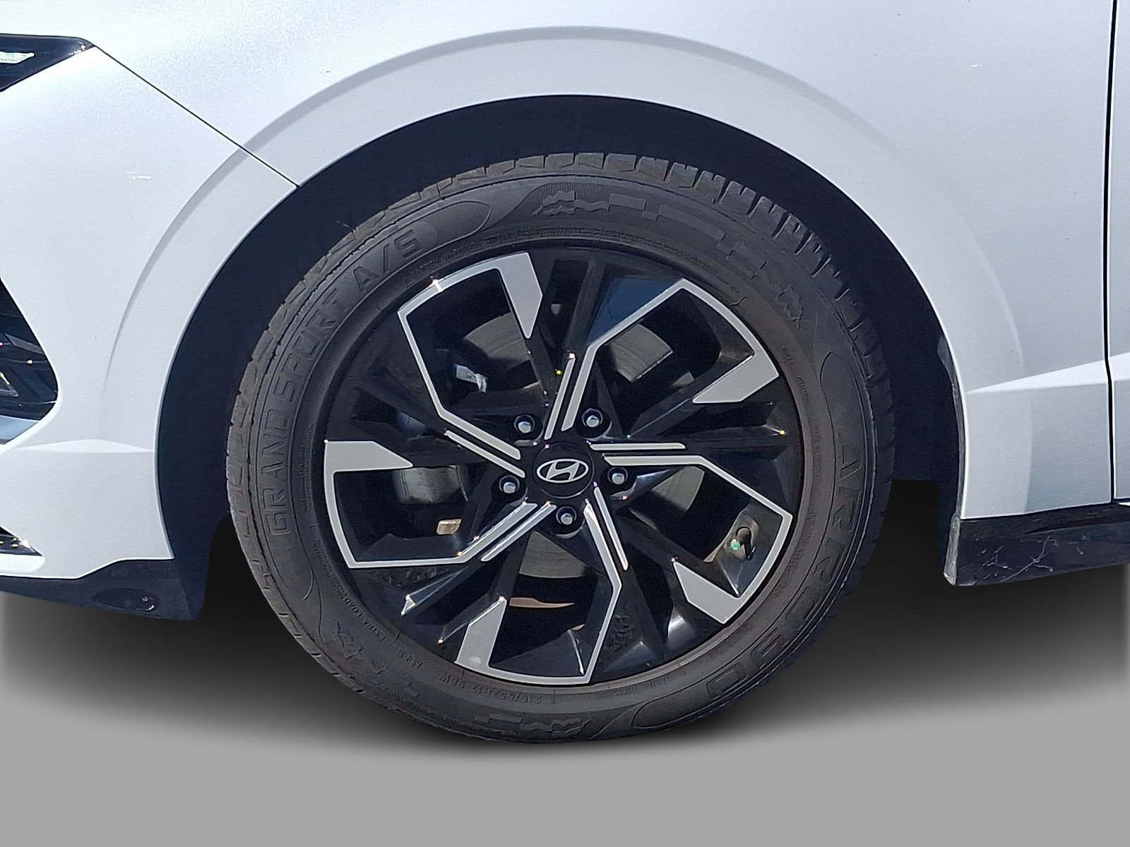 Used 2025 Hyundai Sonata SEL FWD image 8