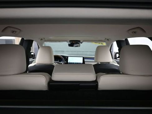 Used 2025 Lexus RX 350 w/ Convenience Package AWD/4WD image 26