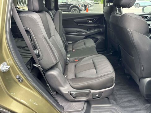 Used 2023 Subaru Ascent Premium w/ Convenience Package AWD/4WD image 18
