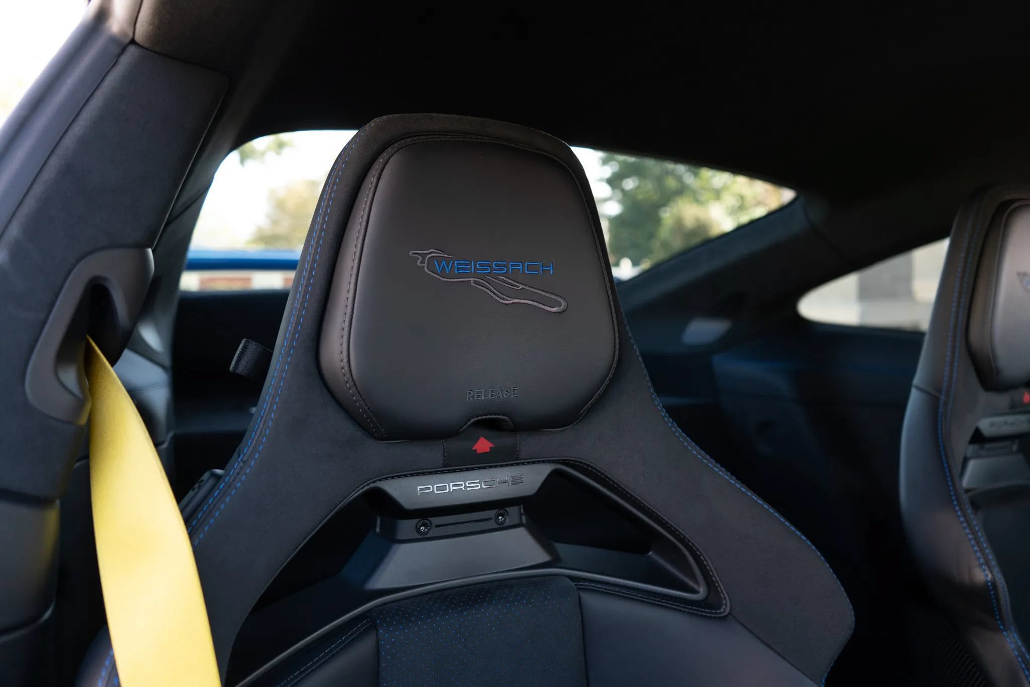Used 2025 Porsche 911 GT3 RWD image 30