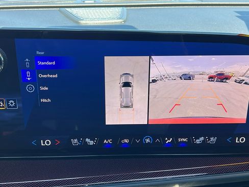 Certified 2024 Chevrolet Traverse RS w/ LPO, Floor Liner Package AWD/4WD image 27