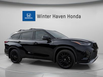 Used 2024 Toyota Highlander LE