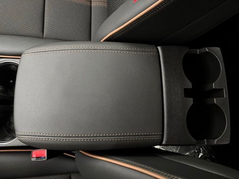 New 2026 GMC Canyon AT4 image 28