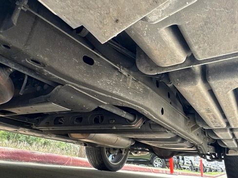 Used 2005 Cadillac Escalade 2WD image 34
