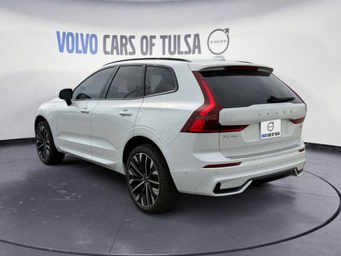 New 2026 Volvo XC60 T8 Ultra w/ Protection Package Premier image 3