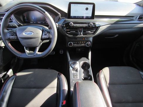Used 2024 Ford Escape ST-Line image 11