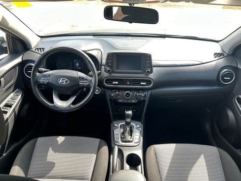 Used 2018 Hyundai Kona SEL AWD/4WD image 18