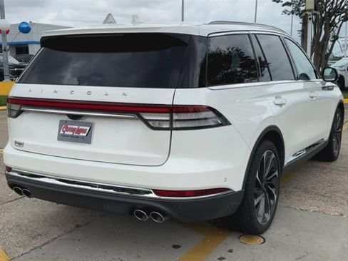 Used 2022 Lincoln Aviator Reserve w/ Equipment Group 201A RWD image 8