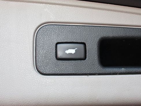 Used 2016 Honda Odyssey Touring image 19